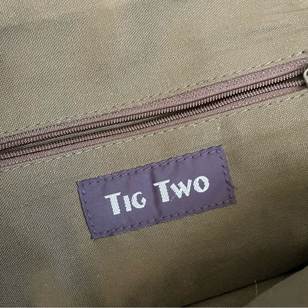 Vtg Tig Two by Tignanello Distressed Brown Leather Small Backpack Unique Style - Picture 6 of 7
